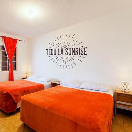 Tequila Sunrise Hostel Guatemala Exterior foto