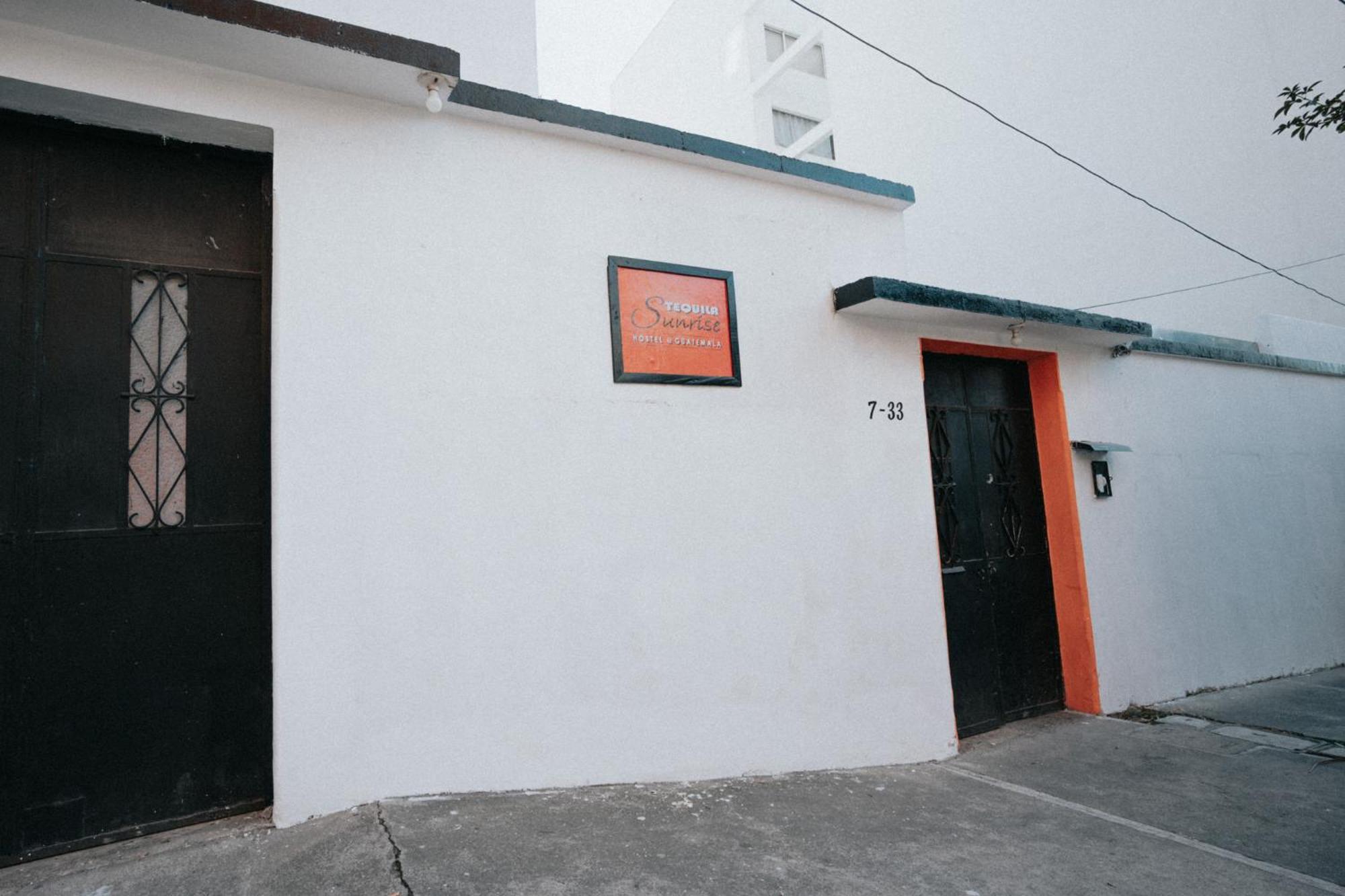 Tequila Sunrise Hostel Guatemala Exterior foto